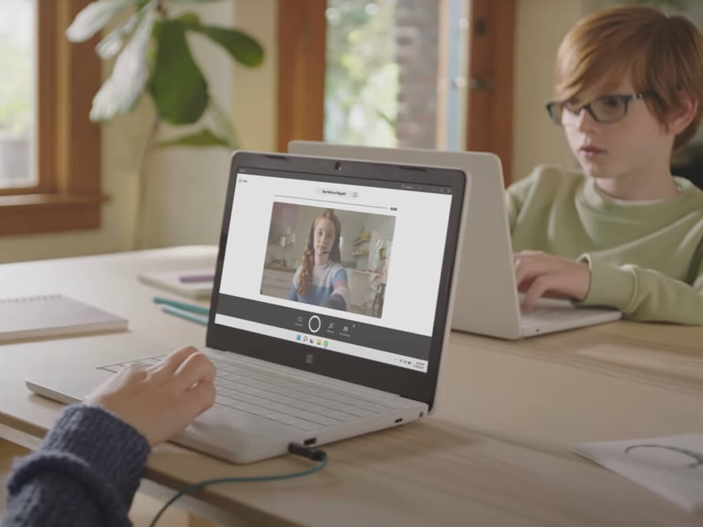 Is the Microsoft Surface Laptop SE still viable for schools in 2025